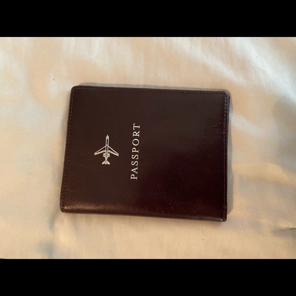 Leather Fossil Passport Wallet